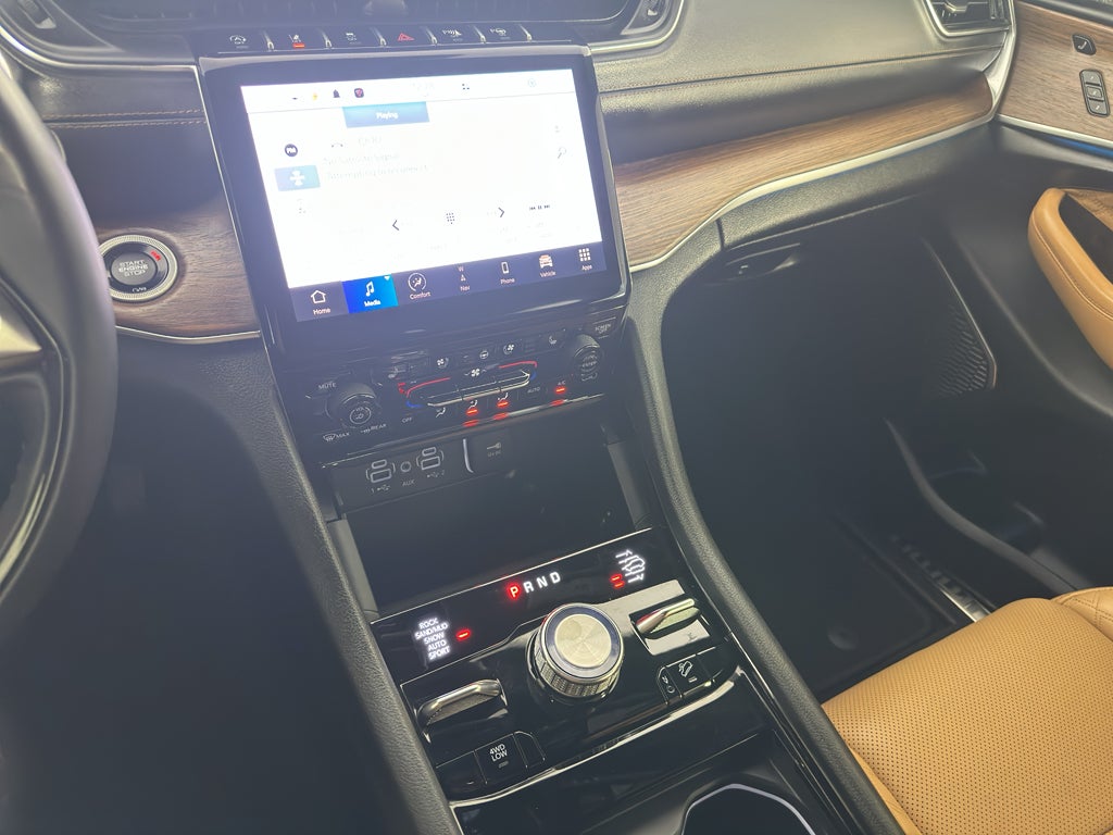 2023 Jeep Grand Cherokee Summit