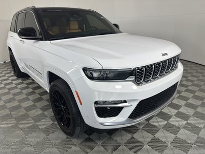 2023 Jeep Grand Cherokee Summit