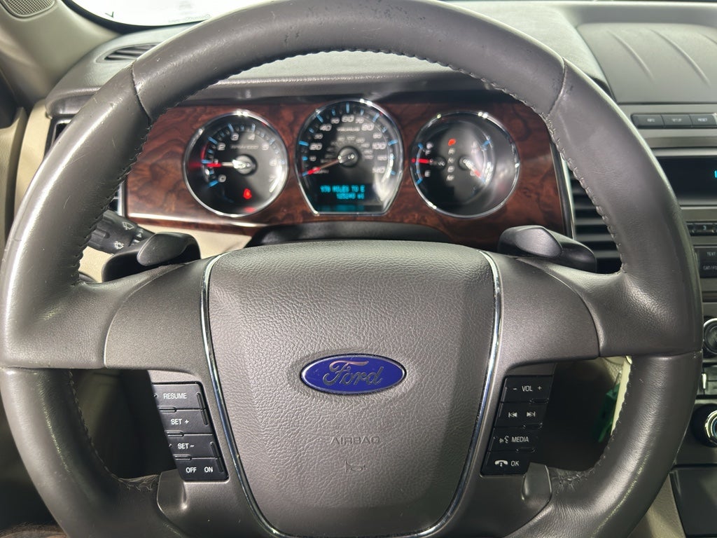 2010 Ford Taurus SEL