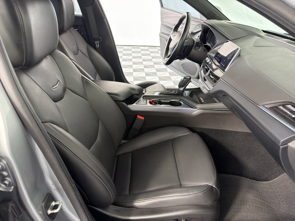 2023 Cadillac CT4 Premium Luxury