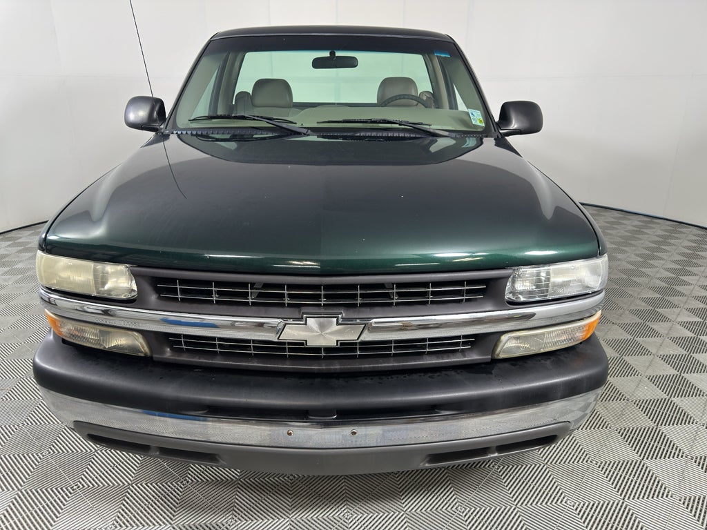 2002 Chevrolet Silverado 1500 Reg Cab 119.0" WB