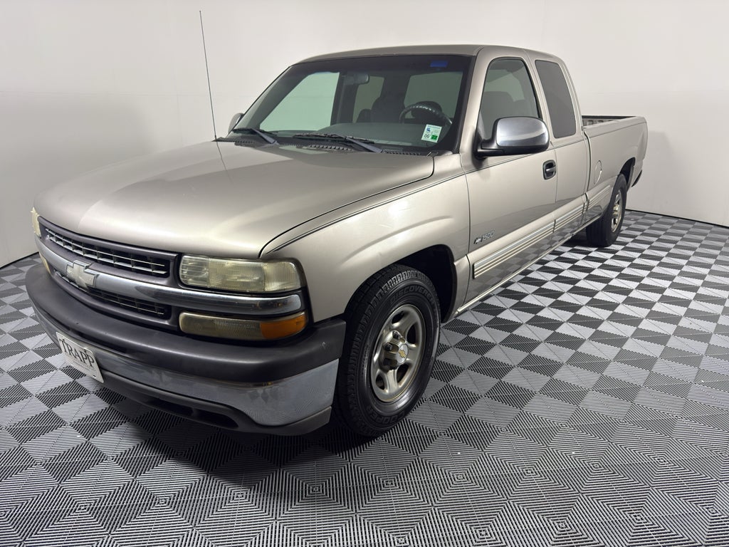 2000 Chevrolet Silverado 1500 LS