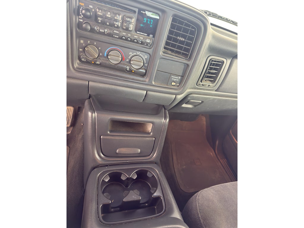 2000 Chevrolet Silverado 1500 LS