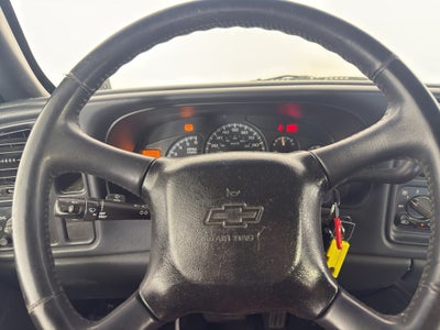 2000 Chevrolet Silverado 1500 LS