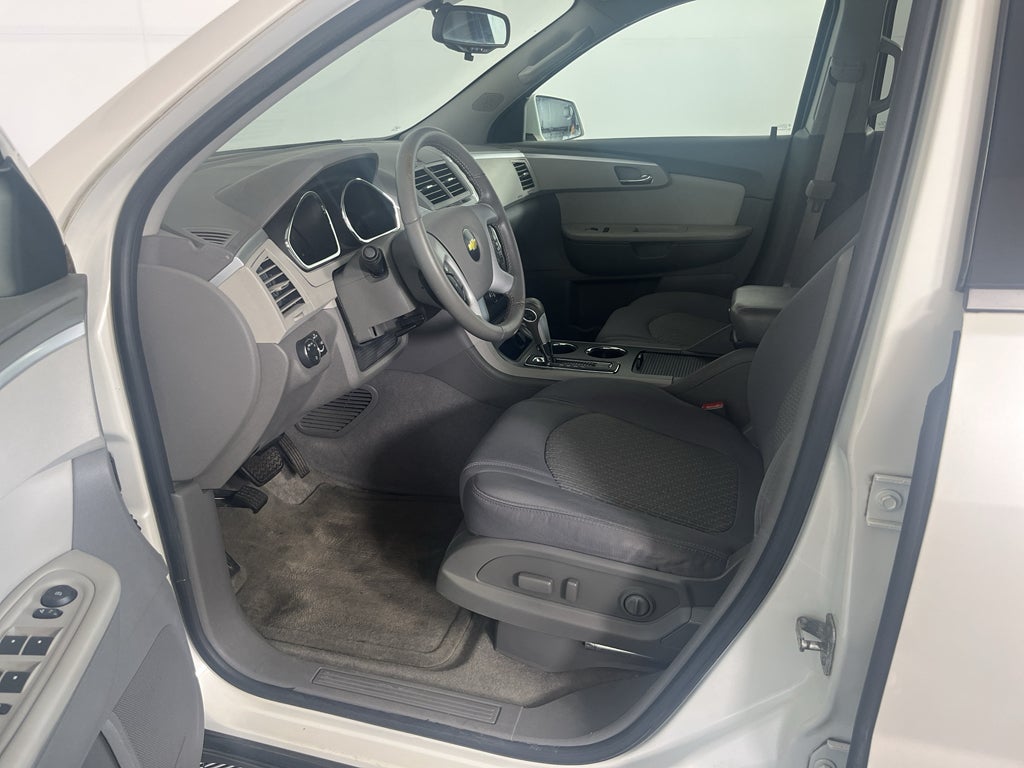 2011 Chevrolet Traverse LT w/1LT