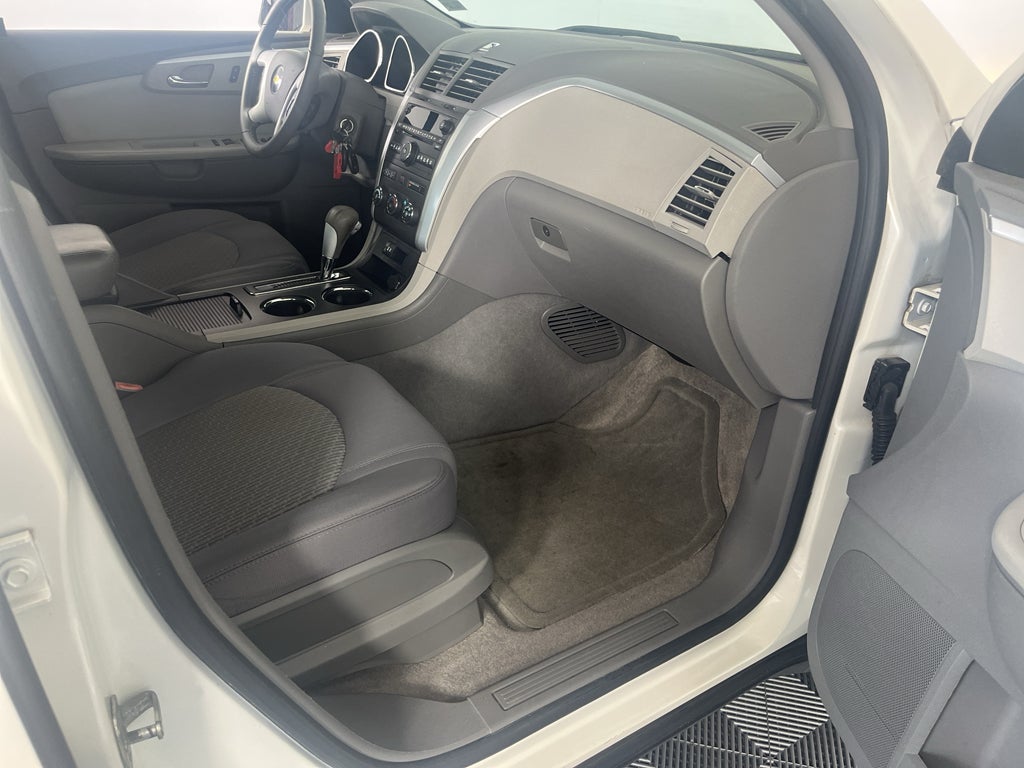 2011 Chevrolet Traverse LT w/1LT