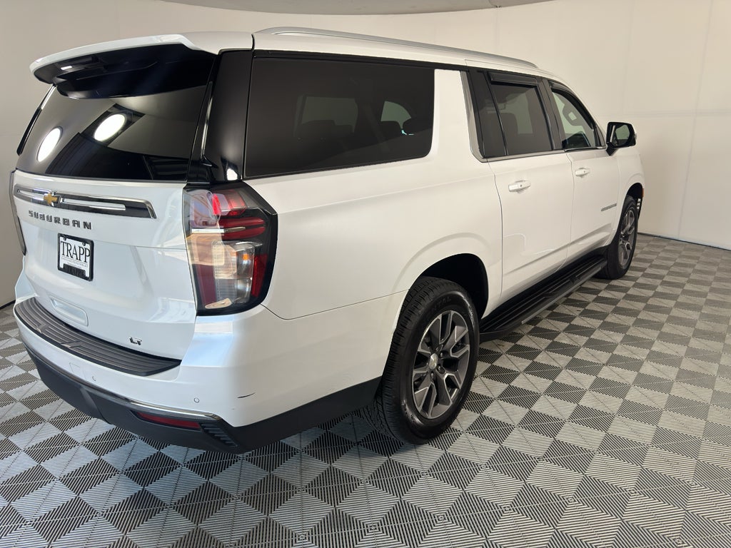 2022 Chevrolet Suburban LT