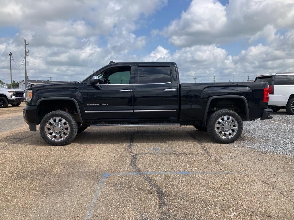 2017 GMC Sierra 2500 HD Denali