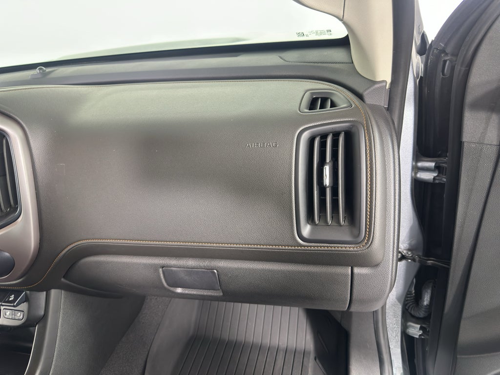 2022 GMC Canyon AT4 - Cloth