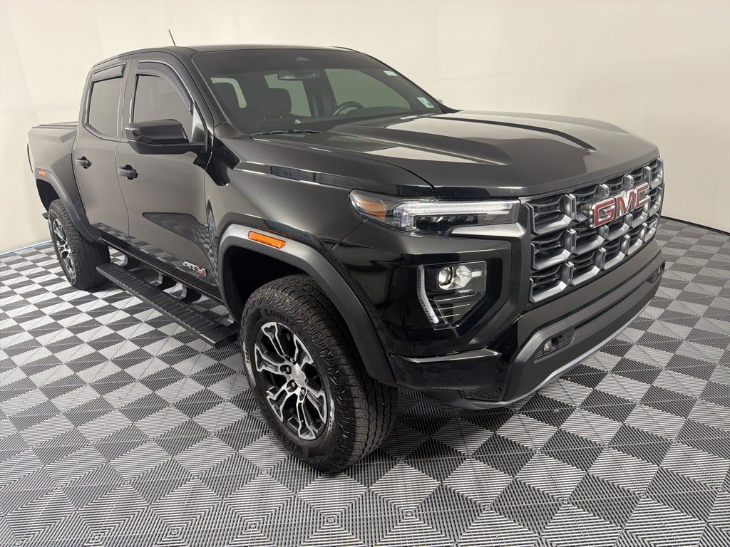 2025 GMC Canyon AT4