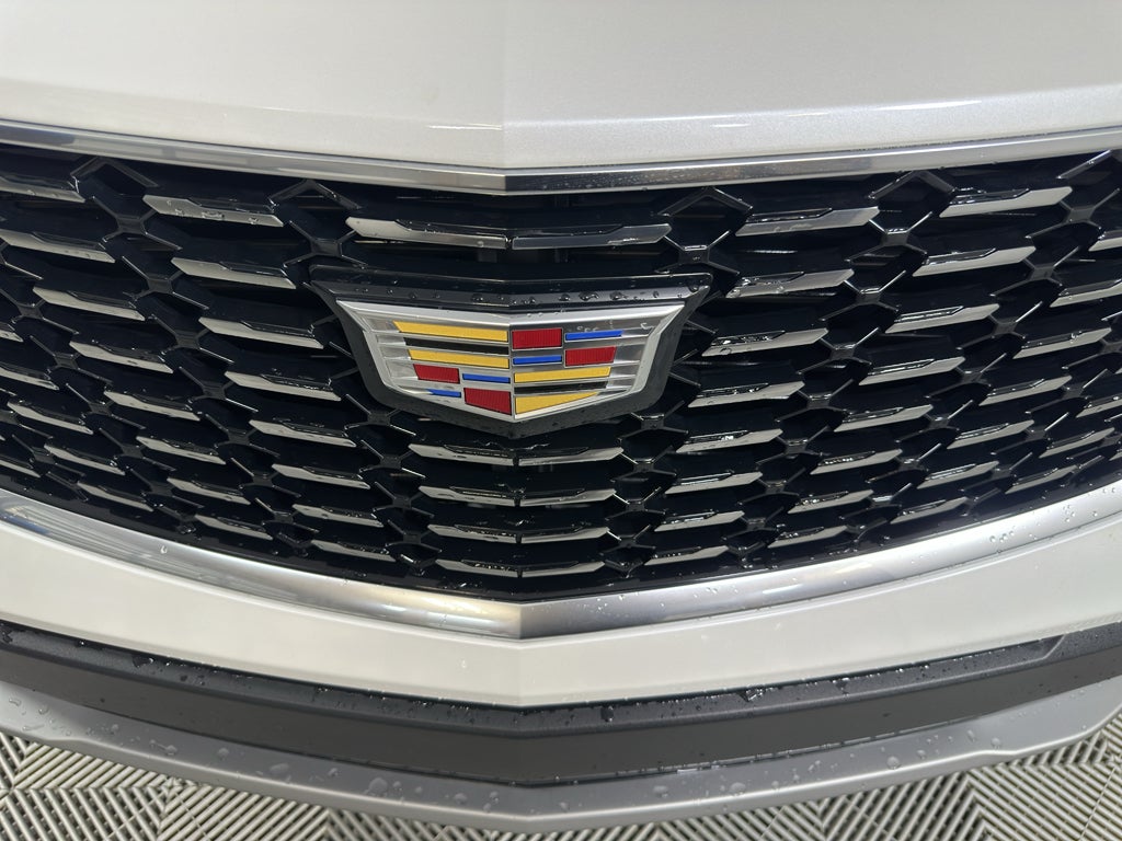 2022 Cadillac XT4 Premium Luxury