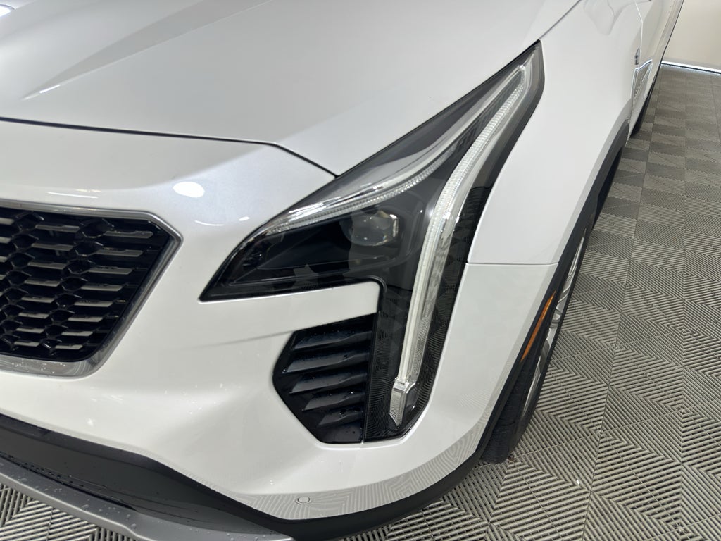 2022 Cadillac XT4 Premium Luxury