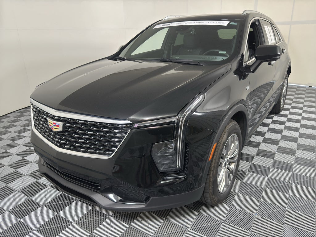 2025 Cadillac XT4 Premium Luxury