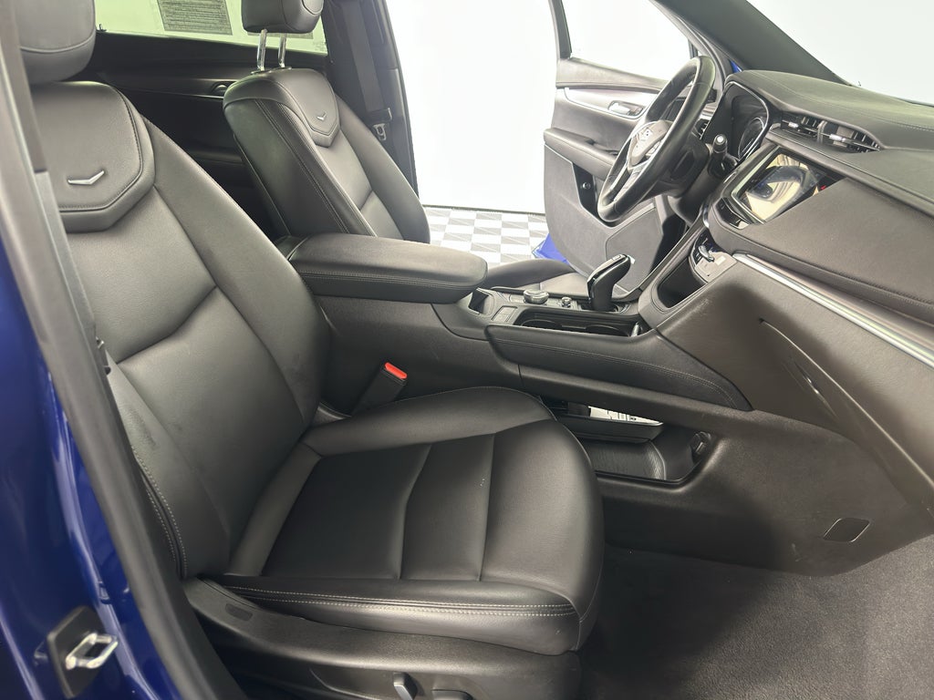 2023 Cadillac XT5 Luxury