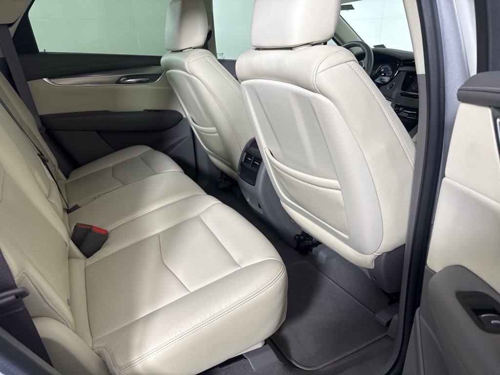 2017 Cadillac XT5 Luxury FWD