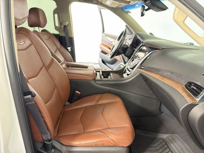 2016 Cadillac Escalade Luxury Collection