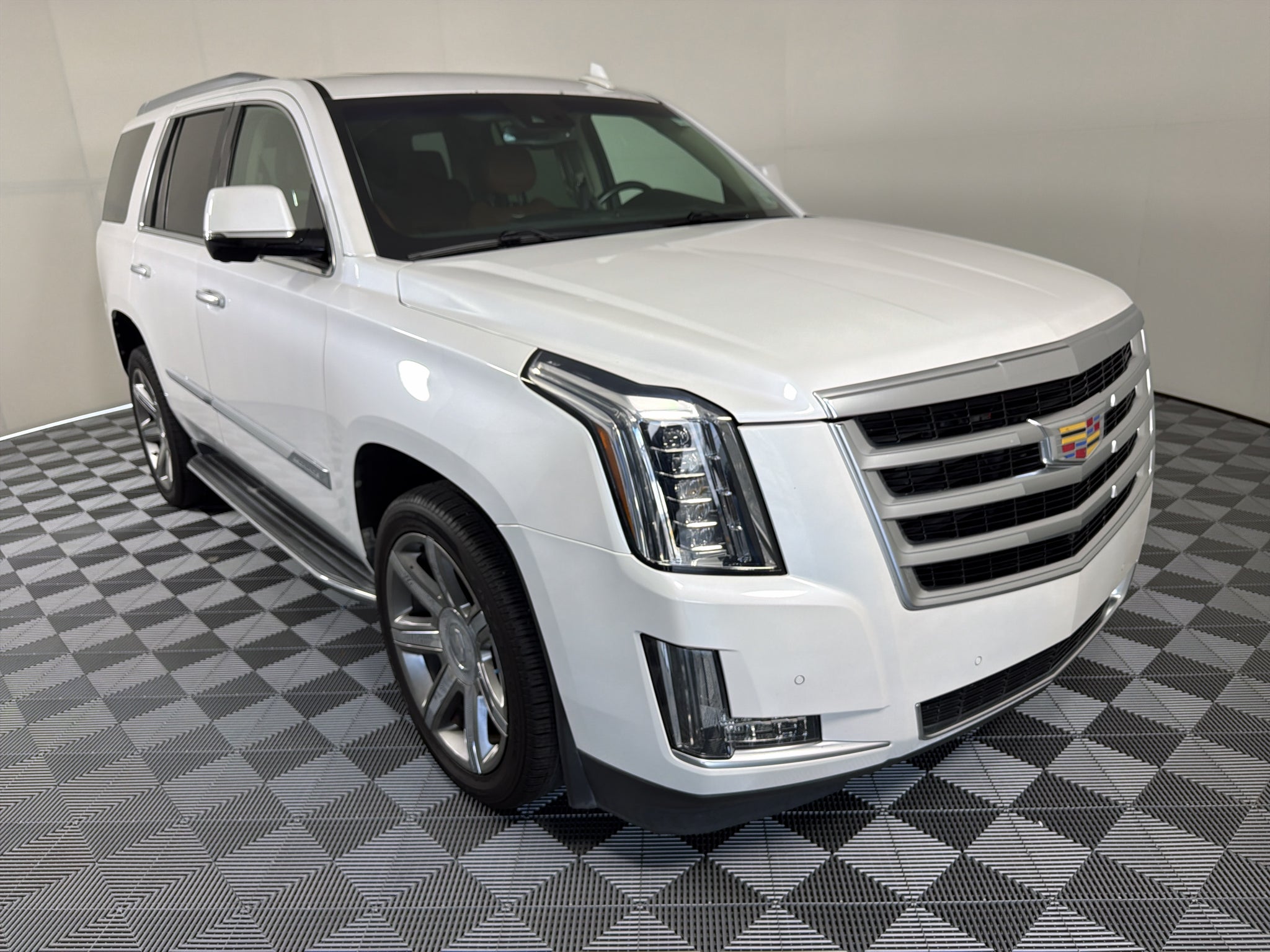 2016 Cadillac Escalade Luxury Collection