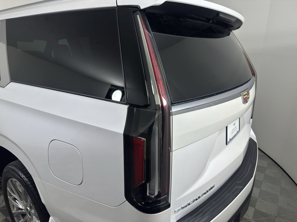 2023 Cadillac Escalade ESV Premium Luxury