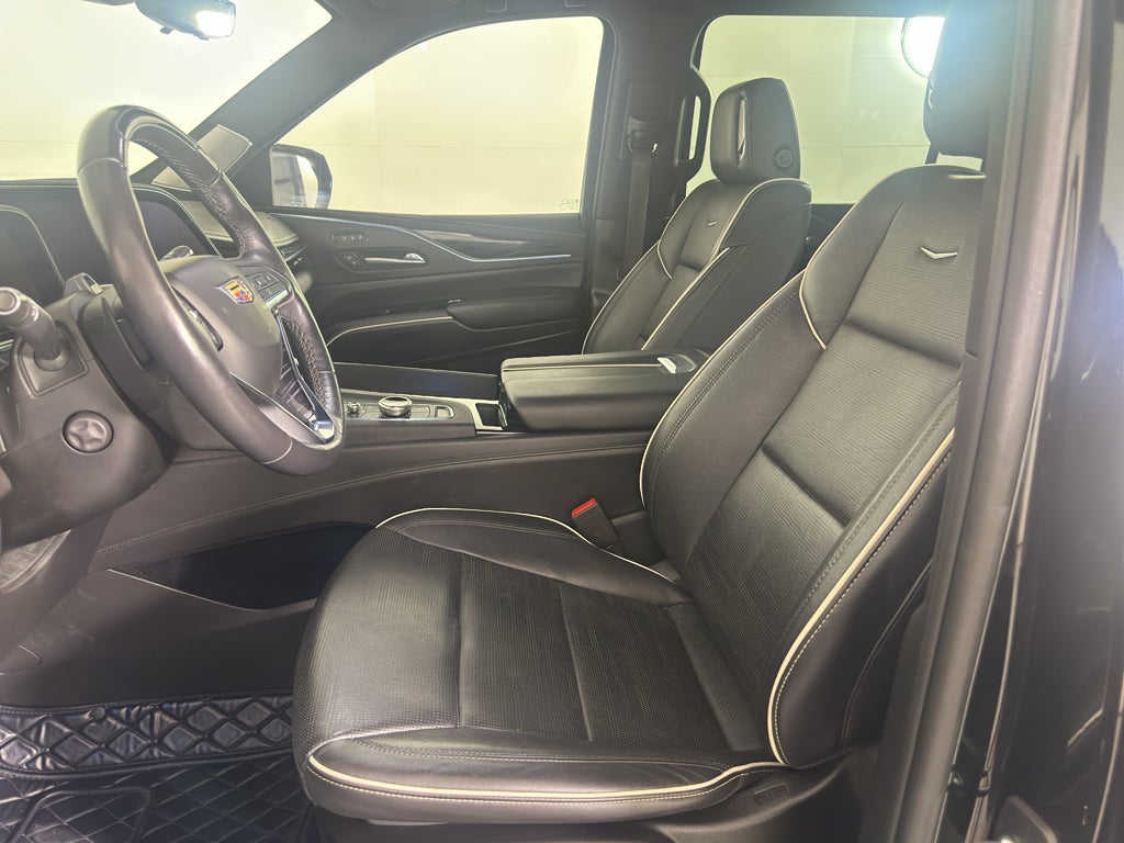 2023 Cadillac Escalade ESV Sport