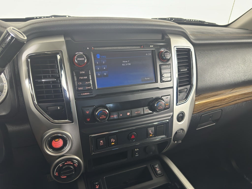 2017 Nissan Titan SL