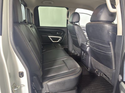 2017 Nissan Titan SL