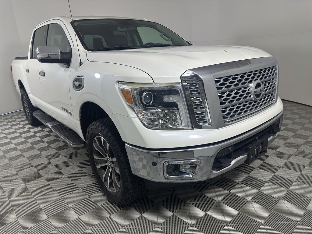 2017 Nissan Titan SL