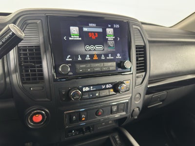 2022 Nissan Titan SV