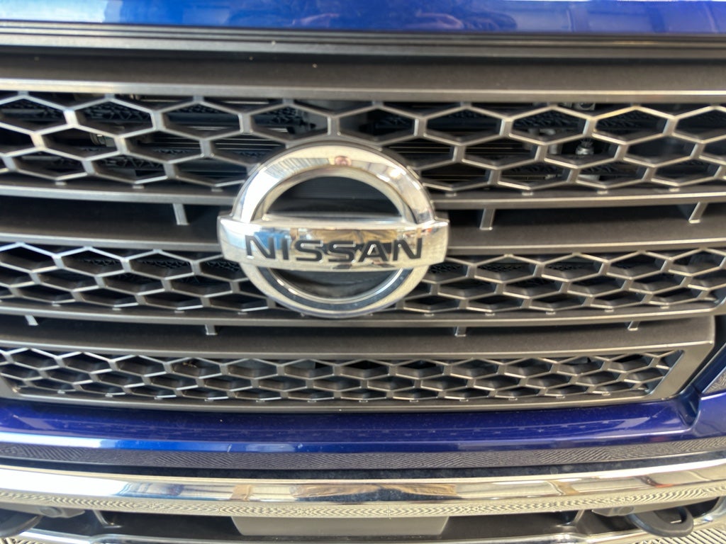 2022 Nissan Titan SV