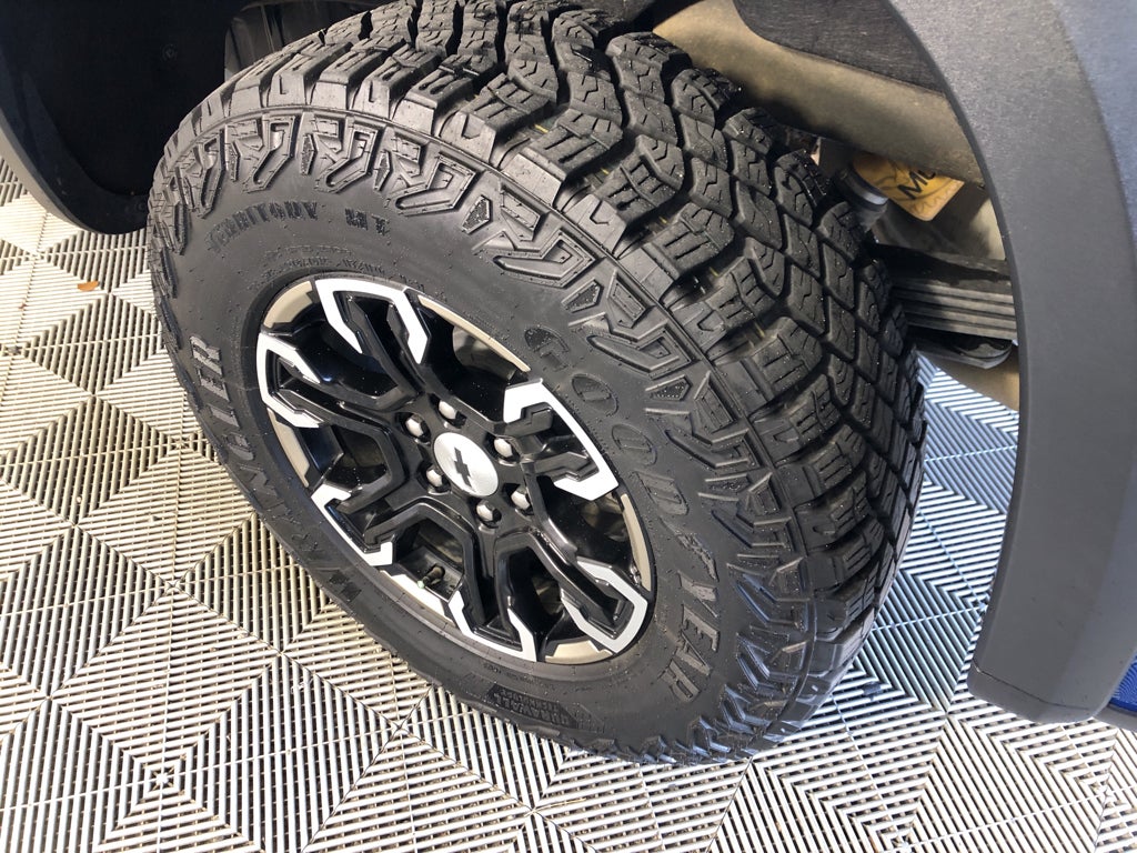 2023 Chevrolet Silverado 1500 ZR2