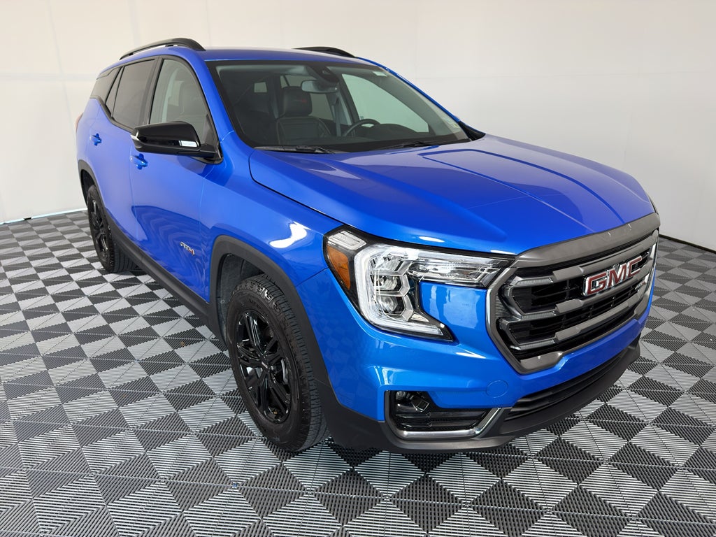 2024 GMC Terrain AT4