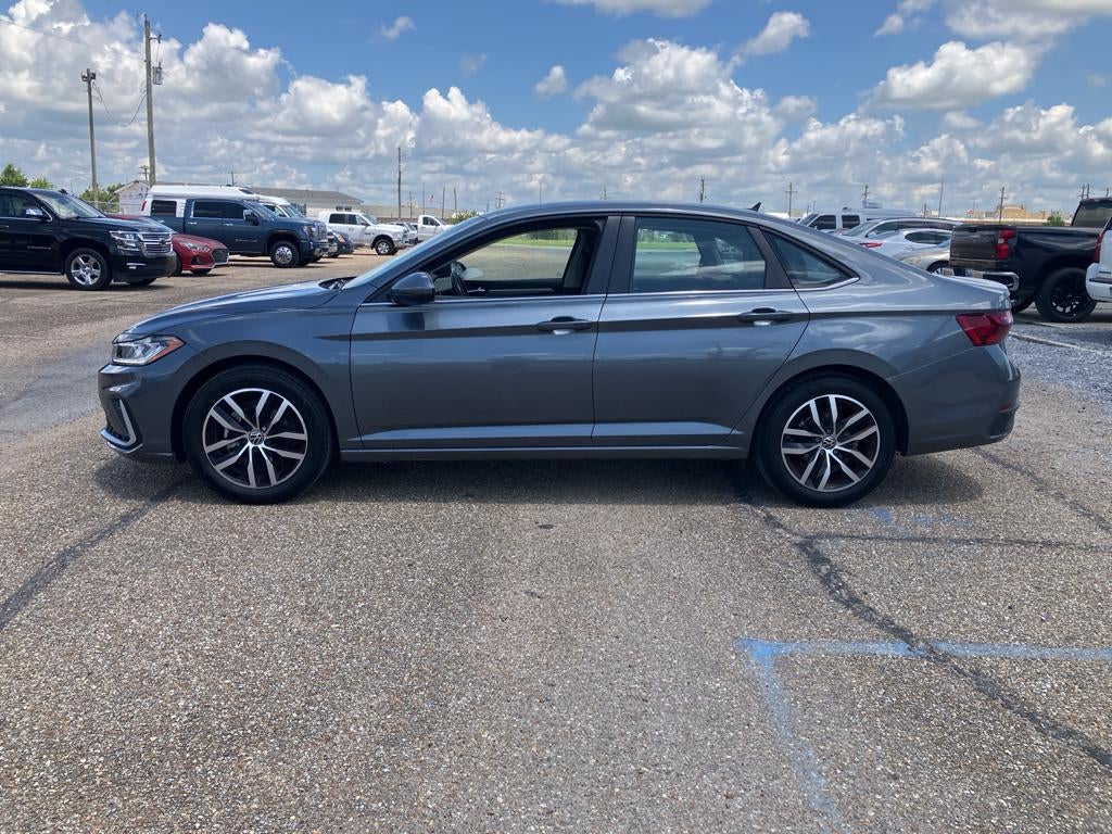 2025 Volkswagen Jetta SE