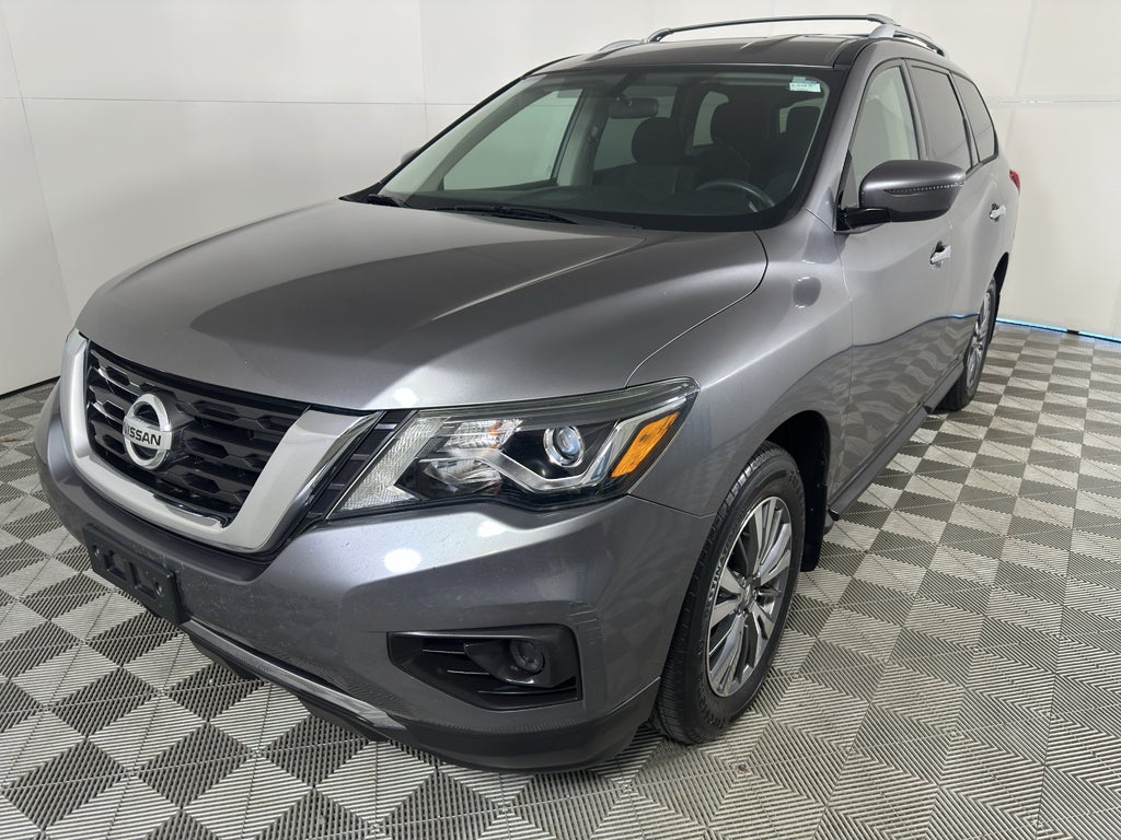 2020 Nissan Pathfinder S