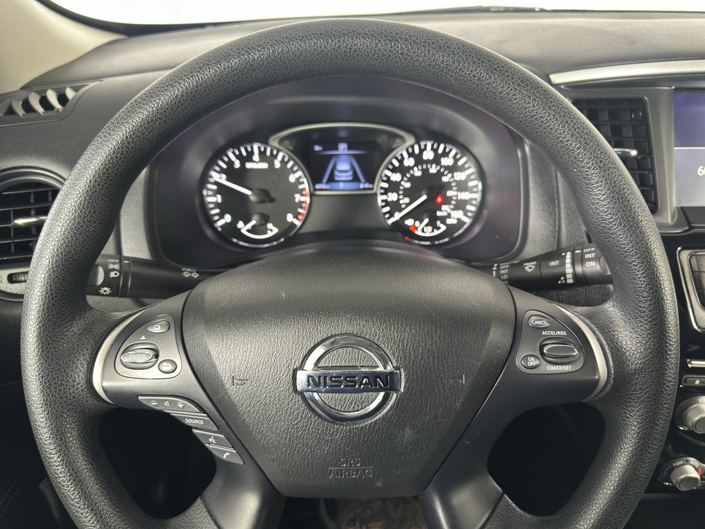 2020 Nissan Pathfinder S