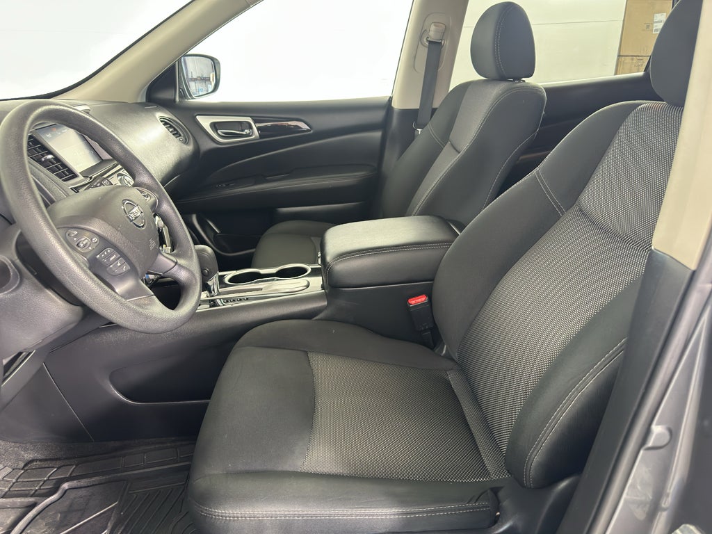 2020 Nissan Pathfinder S