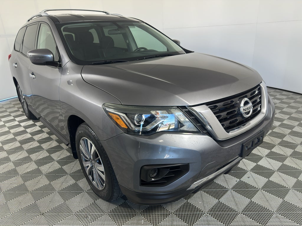 2020 Nissan Pathfinder S