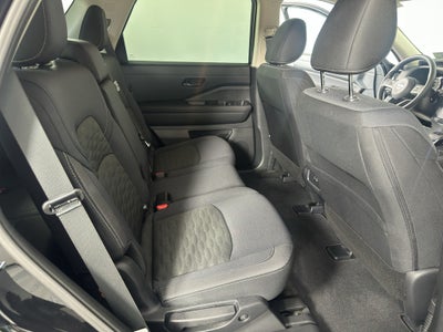 2025 Nissan Pathfinder S