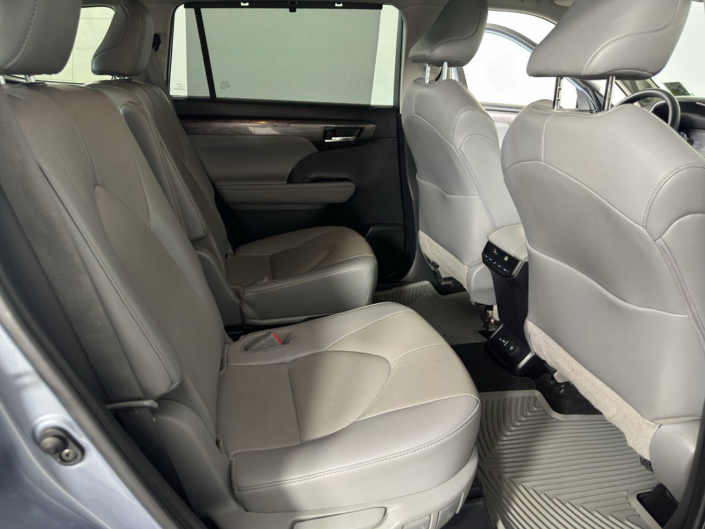 2022 Toyota Highlander Limited