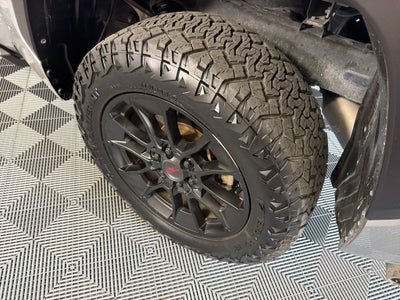 2023 Toyota Tundra 4WD SR5
