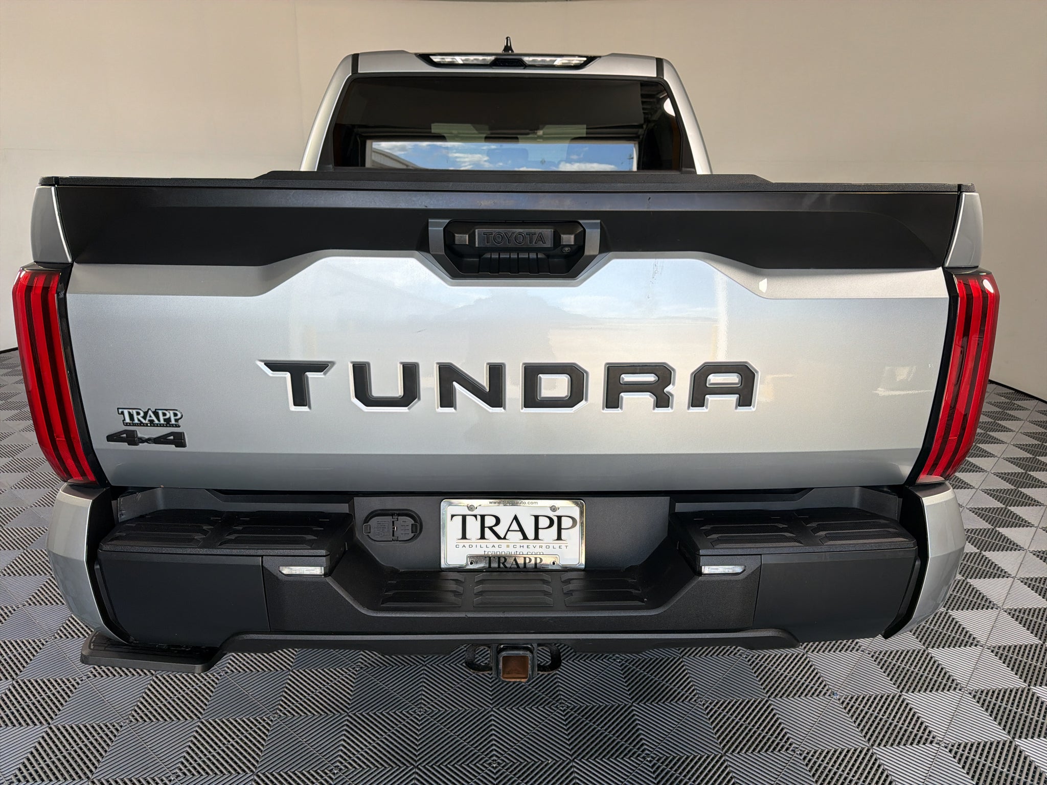 2023 Toyota Tundra 4WD SR5