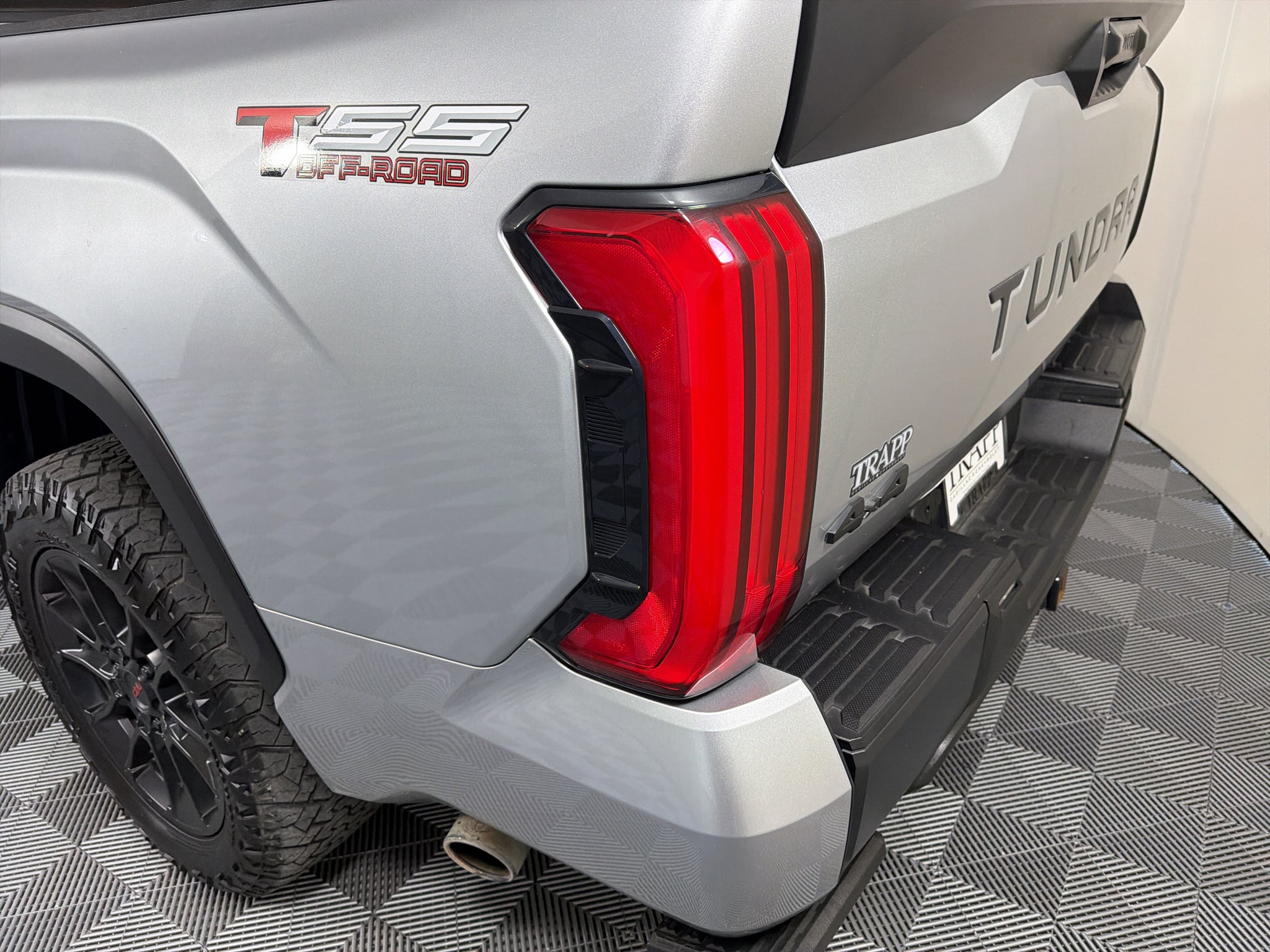 2023 Toyota Tundra 4WD SR5