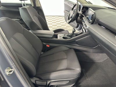 2022 Kia K5 LXS