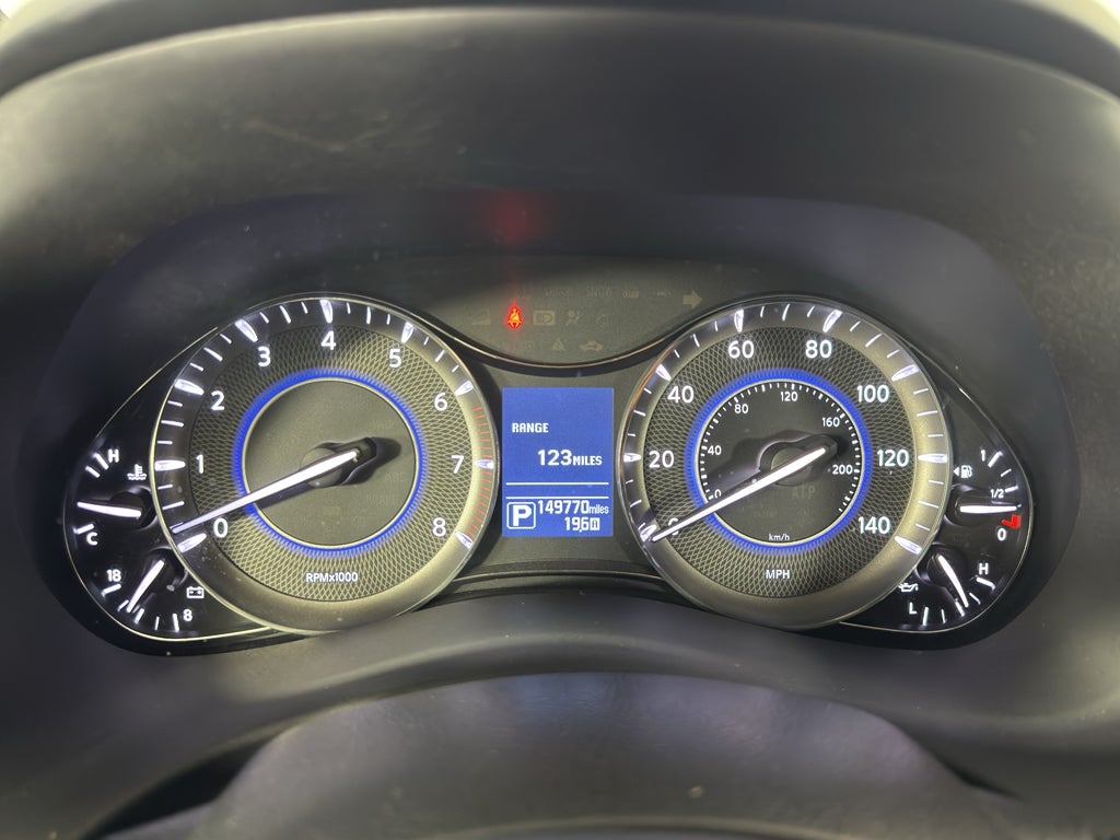 2015 INFINITI QX80 2WD 4dr