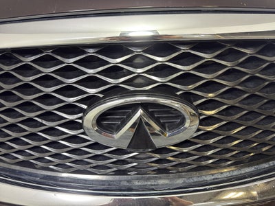 2015 INFINITI QX80 2WD 4dr