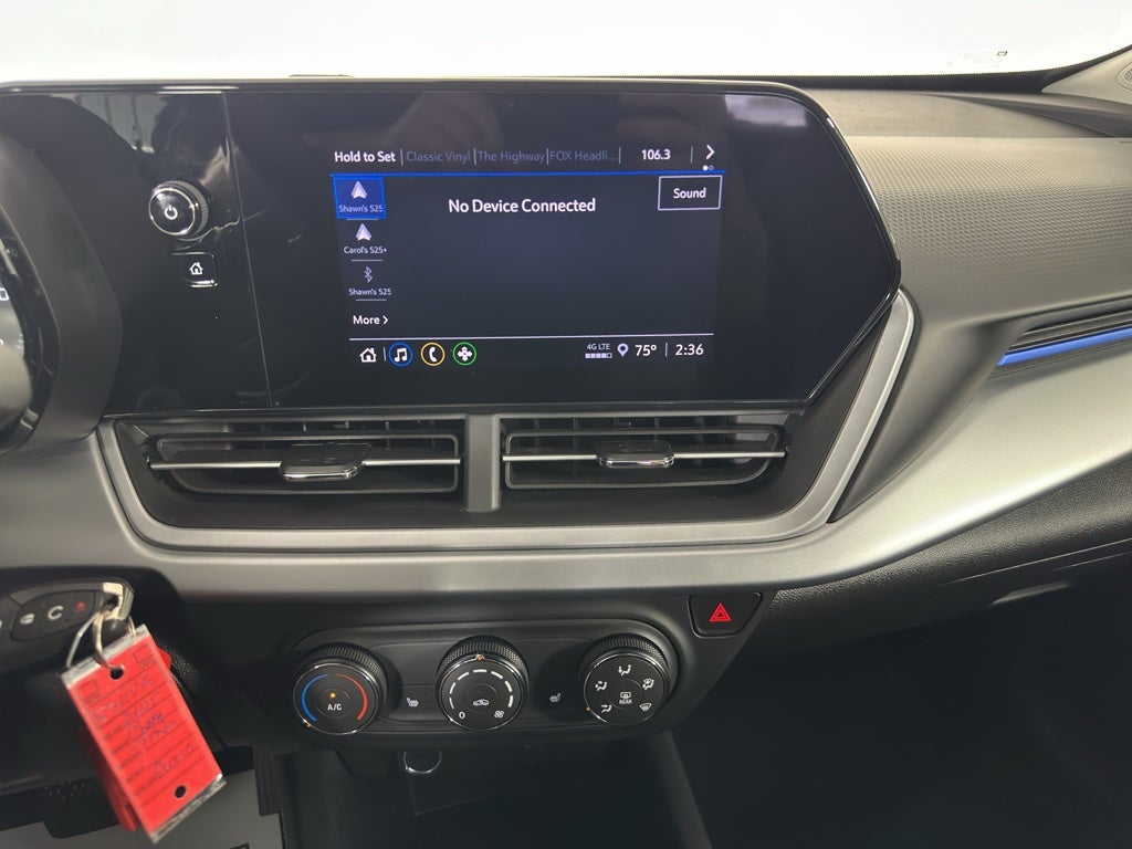 2025 Chevrolet Trax LS