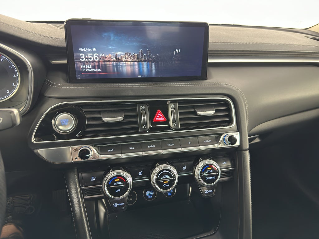 2023 Genesis G70 2.0T